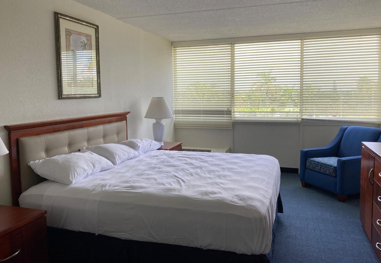 Miami Gardens Inn & Suites Golden Glades Экстерьер фото