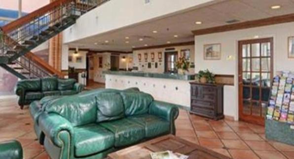 Miami Gardens Inn & Suites Golden Glades Экстерьер фото